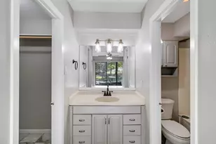 426 Candlelight Ln, Livingston, TX 77351 - Photo 16