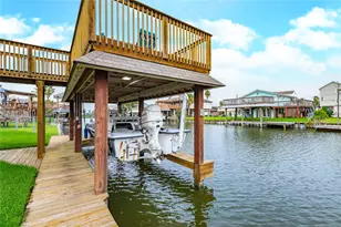 362 Ling, Bayou Vista, TX 77563 - Photo 12