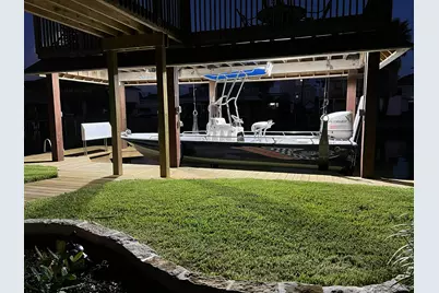 362 Ling, Bayou Vista, TX 77563 - Photo 2