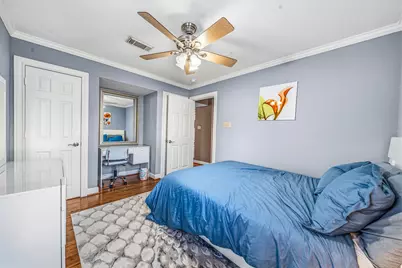 4401 Holt Street, Bellaire, TX 77401 - Photo 18
