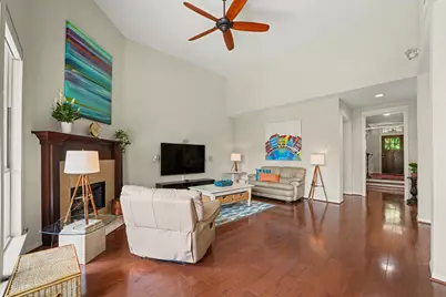 62 W Tapestry Park Circle, The Woodlands, TX 77381 - Photo 12