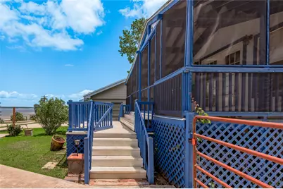21 Oahu Court, Point Blank, TX 77364 - Photo 6
