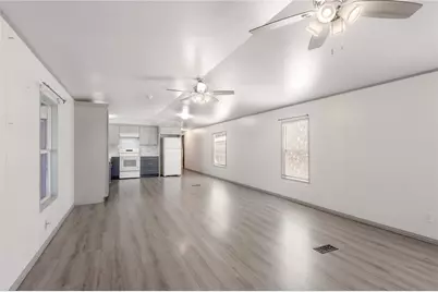 21 Oahu Court, Point Blank, TX 77364 - Photo 10