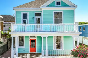 2010 Rosenberg St, Galveston, TX 77550 - Photo 50