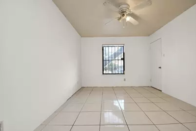 9700 Leawood Boulevard #1205, Houston, TX 77099 - Photo 24