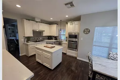 202 Lakeland Circle, Rosharon, TX 77583 - Photo 8