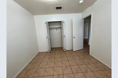 9436 Tooley Drive, Houston, TX 77031 - Photo 16