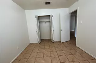 9436 Tooley Dr, Houston, TX 77031 - Photo 16