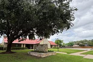 10015 Elm Knoll Trail, Houston, TX 77064 - Photo 36