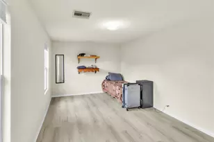 10515 Ince Ln, Houston, TX 77040 - Photo 6