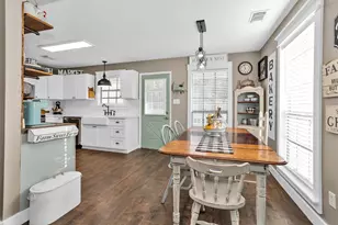 12310 Lakeview Manor Dr, Willis, TX 77318 - Photo 10