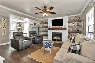 12310 Lakeview Manor Dr, Willis, TX 77318 - Photo 6