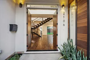 2106 Nina Lee Ln, Houston, TX 77018 - Photo 4