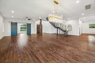 2106 Nina Lee Ln, Houston, TX 77018 - Photo 12