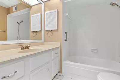 2001 Lakewood Court, Willis, TX 77318 - Photo 14