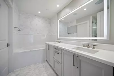 2047 Westcreek Lane #603, Houston, TX 77027 - Photo 16