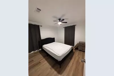 5718 Ricky Street, Houston, TX 77033 - Photo 10