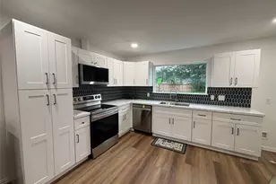 5718 Ricky St, Houston, TX 77033 - Photo 6