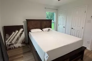 5718 Ricky St, Houston, TX 77033 - Photo 12