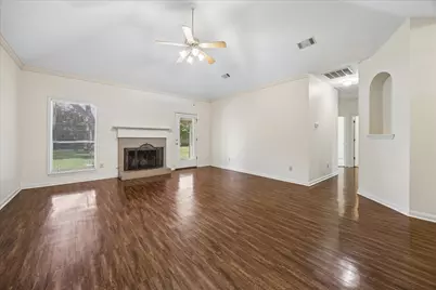 1201 Shadowlake Drive, Sealy, TX 77474 - Photo 2