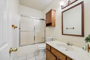 1201 Shadowlake Dr, Sealy, TX 77474 - Photo 8