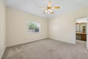 1201 Shadowlake Dr, Sealy, TX 77474 - Photo 4