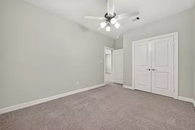 9 W Oaks Drive, Houston, TX 77058 - Photo 42