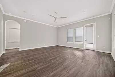 9 W Oaks Drive, Houston, TX 77058 - Photo 12