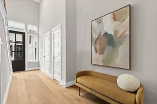 1177 W 19th St, Houston, TX 77008 - Photo 8