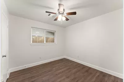 4135 Hill Oak Drive, Houston, TX 77092 - Photo 16