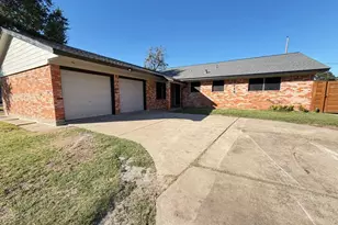 7715 Catalina Ln, Houston, TX 77075 - Photo 1