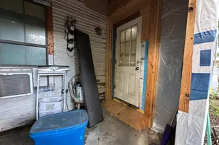 1818 San Carlos St, San Antonio, TX 78207 - Photo 6