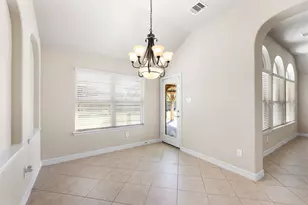 2411 Linden Bluff Ct, Sugar Land, TX 77479 - Photo 16