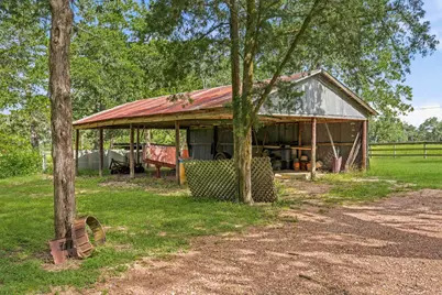 1736 County Road 182, Hallettsville, TX 77964 - Photo 22