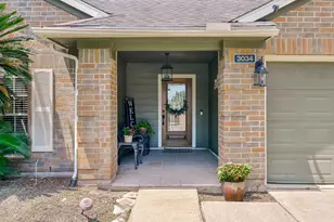 3034 Millers Oak Ln, Sugar Land, TX 77498 - Photo 2