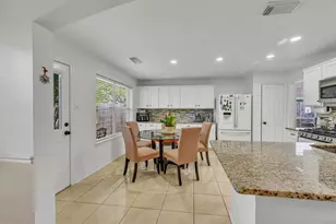 3034 Millers Oak Ln, Sugar Land, TX 77498 - Photo 10