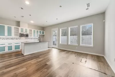 6707 Parker Oaks Lane, Houston, TX 77076 - Photo 8