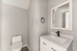6707 Parker Oaks Ln, Houston, TX 77076 - Photo 14