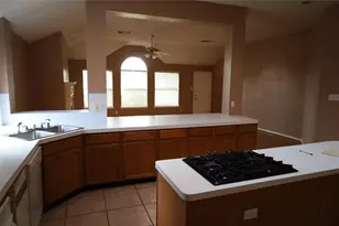 18027 Landing Brook Dr, Humble, TX 77346 - Photo 12