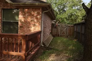 18027 Landing Brook Dr, Humble, TX 77346 - Photo 6