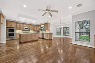 919 Ivy Pkwy Dr, Houston, TX 77077 - Photo 6