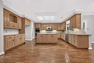 919 Ivy Pkwy Dr, Houston, TX 77077 - Photo 8