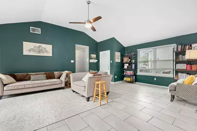 10915 Pecan Drive, La Porte, TX 77571 - Photo 8