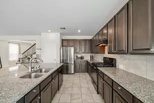 19826 Belissima Aurora Ln, Cypress, TX 77433 - Photo 10