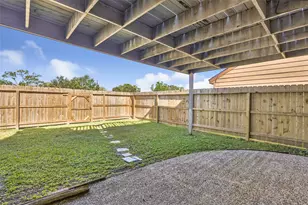 5902 Arncliffe Dr, Houston, TX 77088 - Photo 4