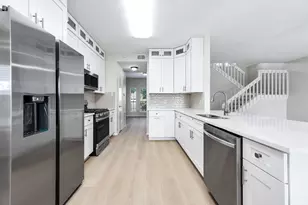 4718 Sunshine Dr, Sugar Land, TX 77479 - Photo 8