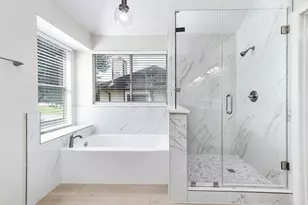 4718 Sunshine Dr, Sugar Land, TX 77479 - Photo 24