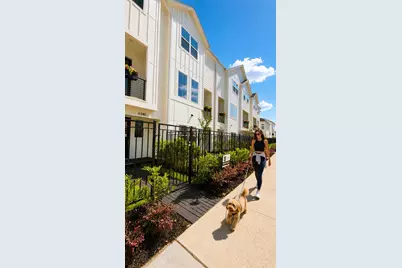 6340 Paddington Bend Drive, Houston, TX 77008 - Photo 1