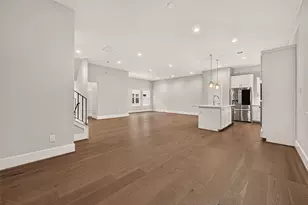 838 Fisher St, Houston, TX 77018 - Photo 10
