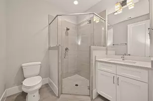 838 Fisher St, Houston, TX 77018 - Photo 4